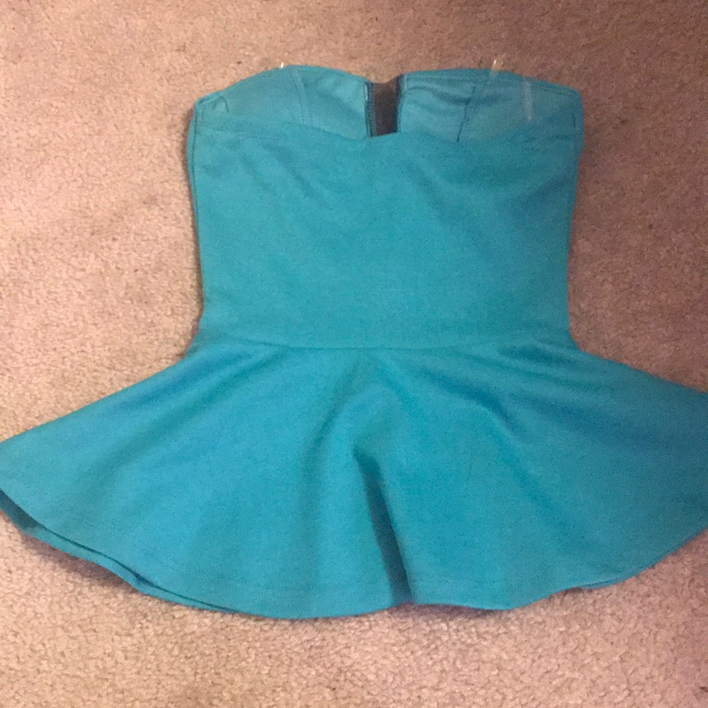 Corset - Picture 2 of 2